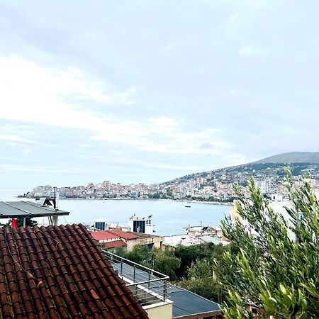 SarandëHajdini Apartamentアパートメント エクステリア 写真