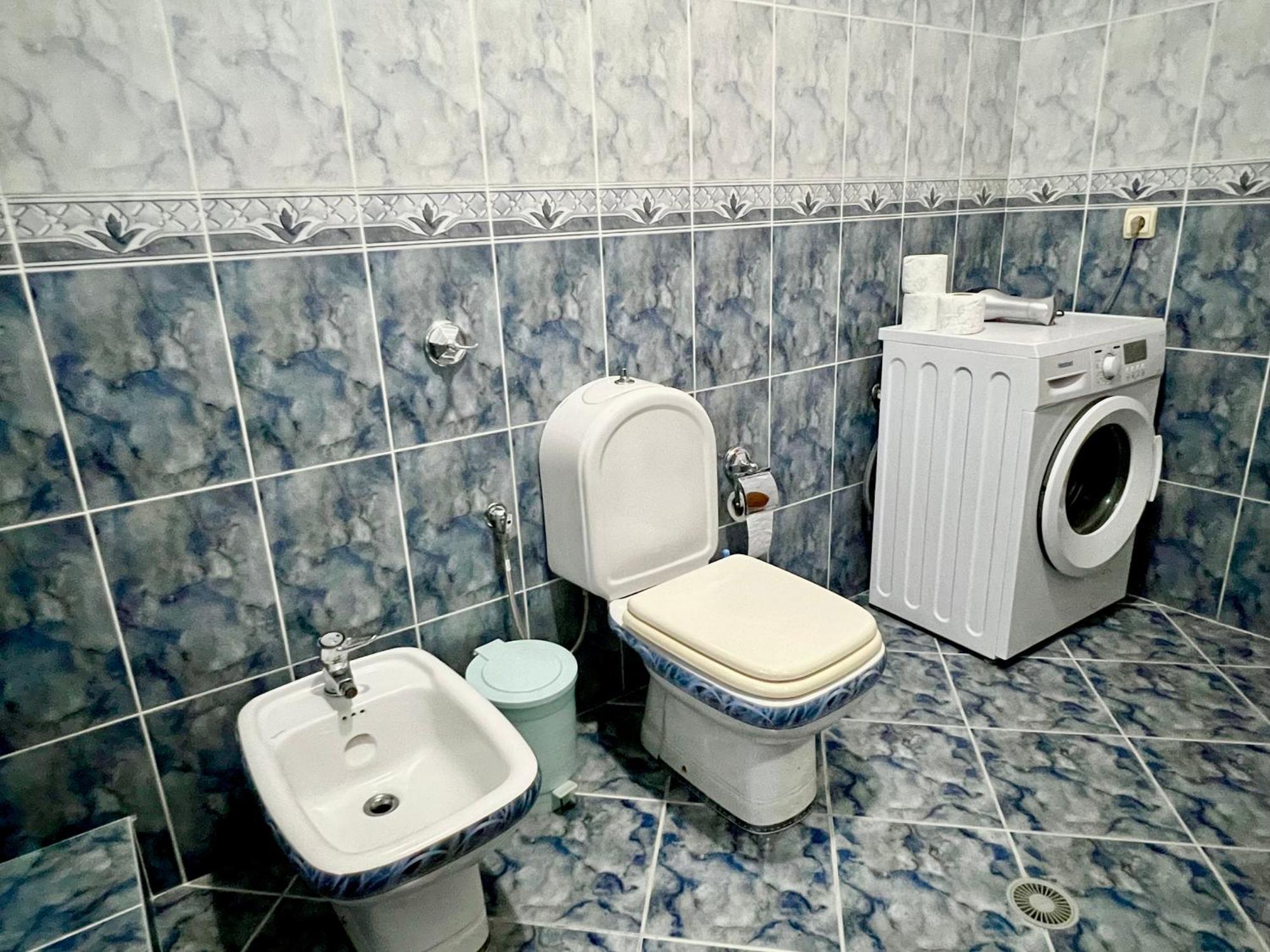 SarandëHajdini Apartamentアパートメント エクステリア 写真